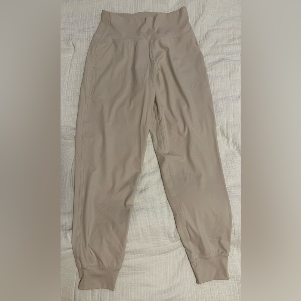 Oalka Women’s Joggers